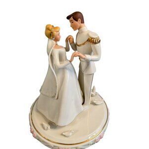 Lenox Disney Showcase Collection Cinderella Wedding Day Cake Topper Porcelain